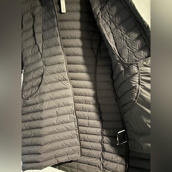 Lululemon Pack it Down Jacket *Long - Picture 10 of 11